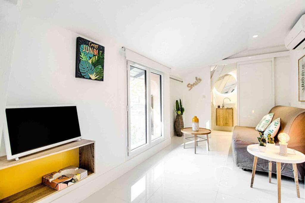 New Design Studio Walking To The Beach And Shops Lejlighed Villefranche-sur-Mer Eksteriør billede